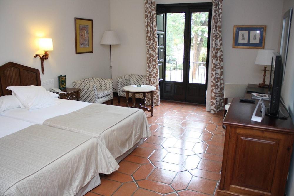 Parador De Ávila Kültér fotó