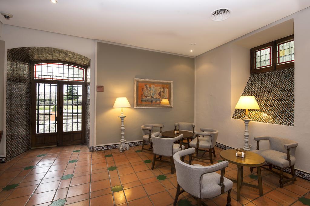 Parador De Ávila Kültér fotó